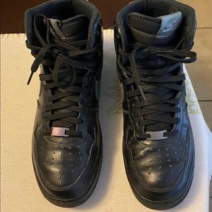 Nike Air Force 1 High 07 LV8 black